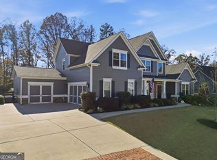 8635 Etowah Blfs, Ball Ground, GA 30107