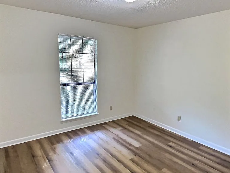 9216 Point Aux Chenes Rd — Photo 19