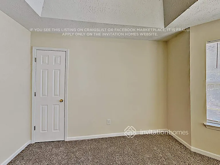 2802 Crestworth Ln — Photo 17