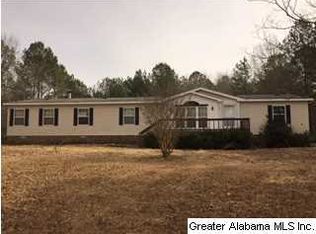 327 Deerwood Dr, Munford, AL 36268