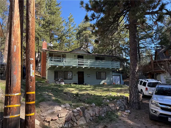 31776 Panorama Dr, Running Springs, CA 92382