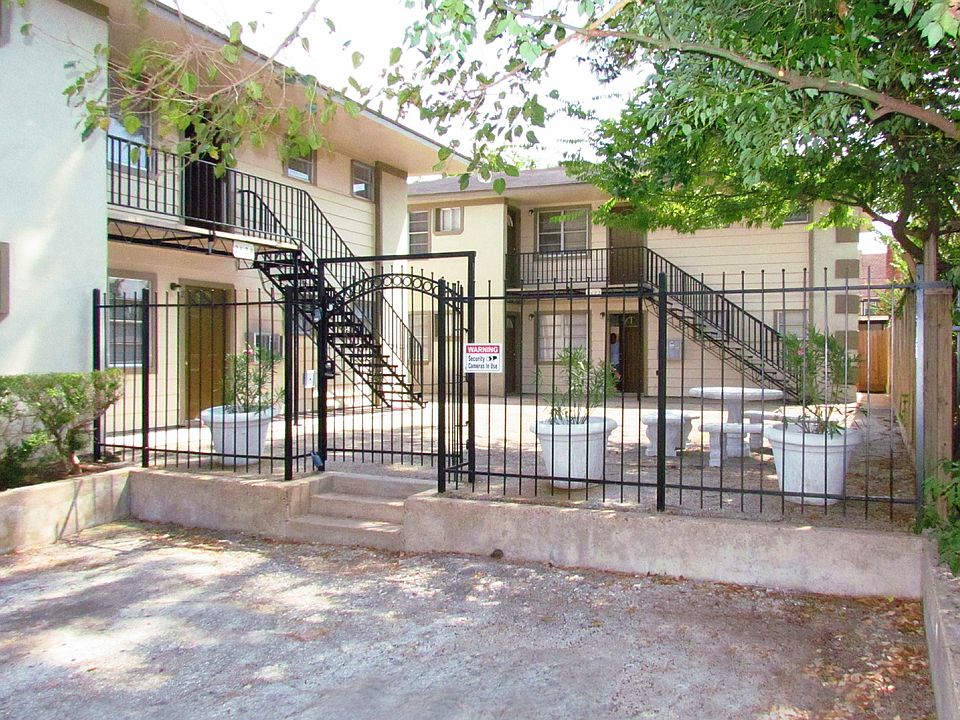 1st image of 2524 Binz St APT 3