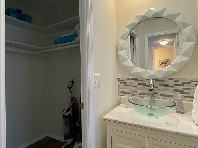 223 Columbia Dr #213 — Photo 32