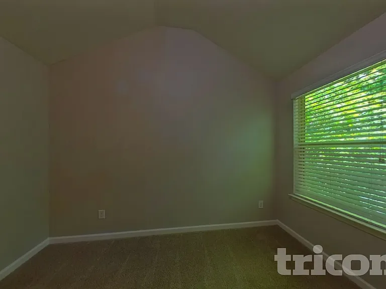 377 Lossie Ln — Photo 11