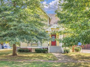 104 N Central Ave, Urbana, IL 61801