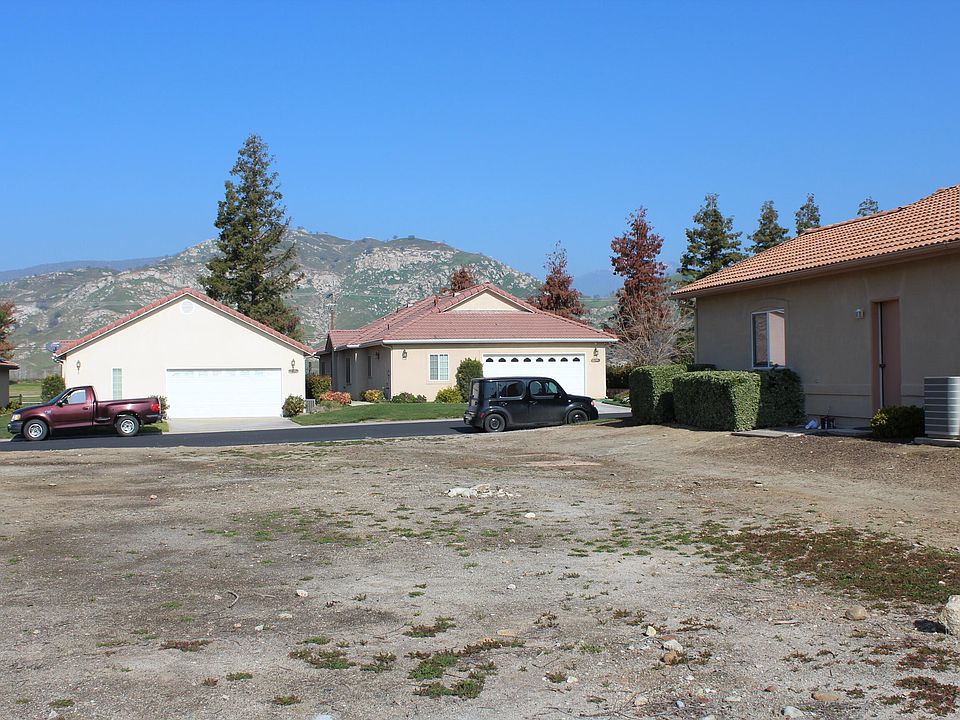 2nd image of 32441 River Island Ln