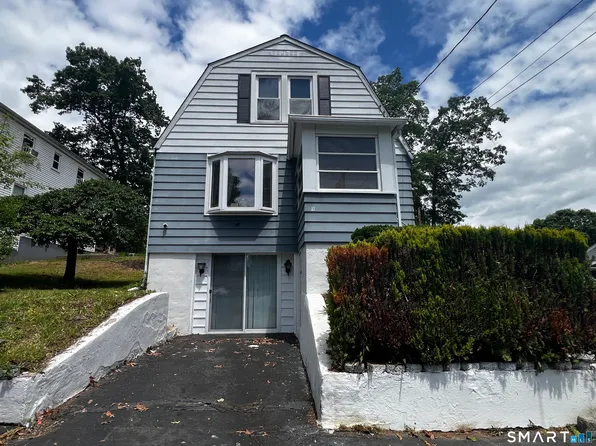 17 Ridgeview Road, Meriden, CT 06451