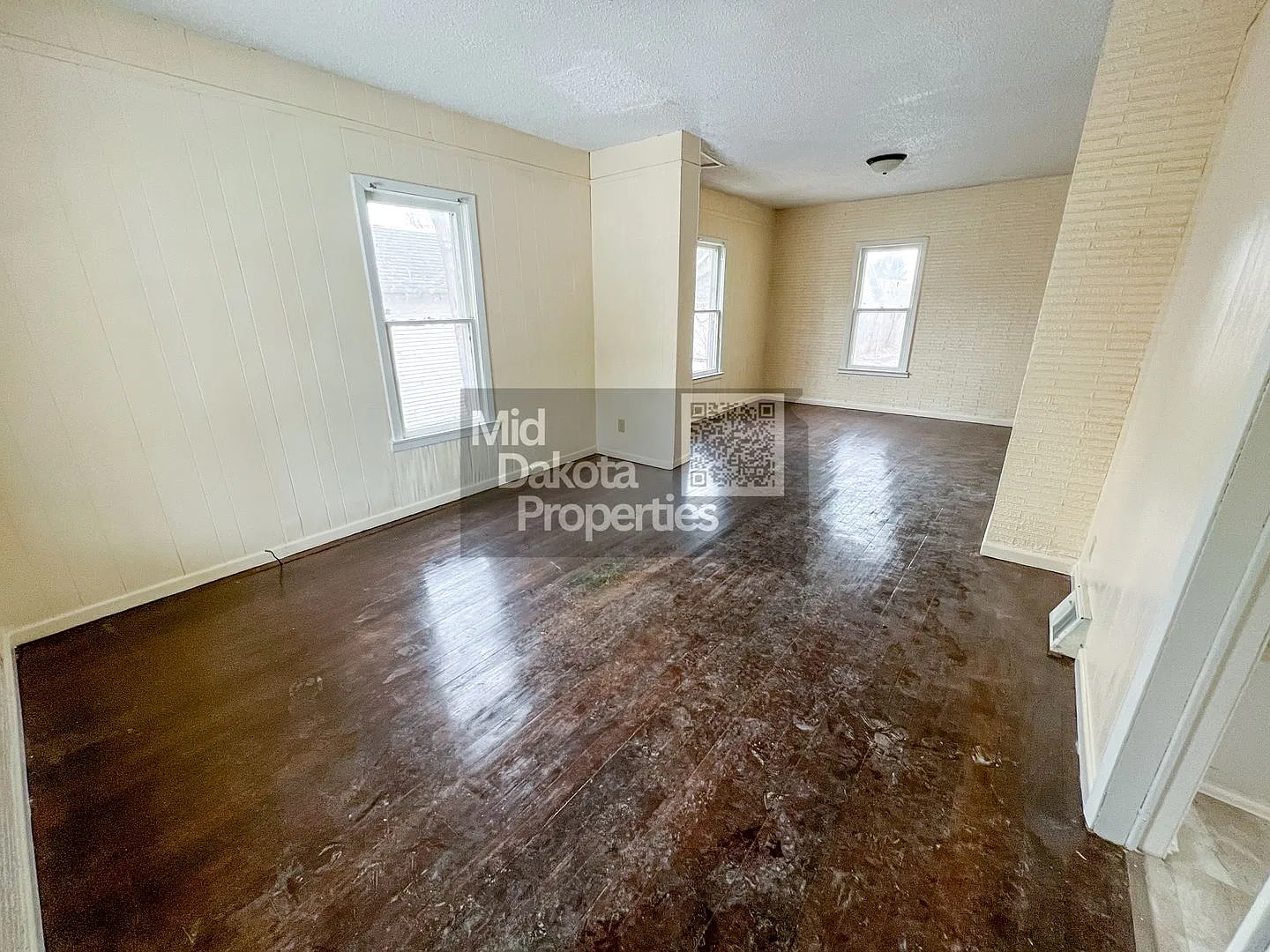 617 E Hanson- 2 bedroom, 2 bathroom house — Photo 2