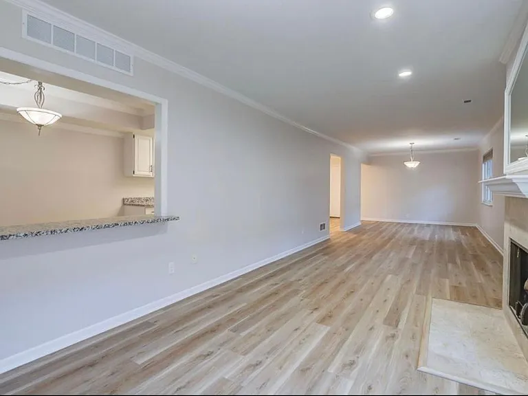 25 Vale Ave #11 — Photo 7
