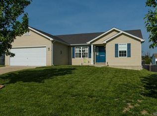 15 Spring Hill Cir, Wright City, MO 63390
