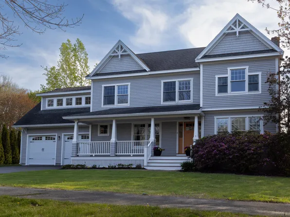 7 Hamlin Street, Cape Elizabeth, ME 04107
