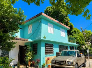 9 Pueblo Nuevo P 229, Vega Baja, PR 00693