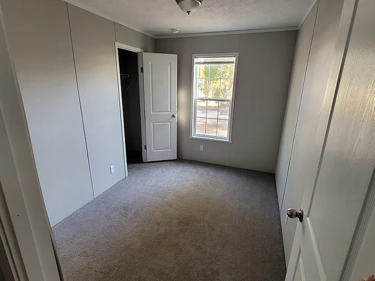 2801 S Stone Rd #83 — Photo 6