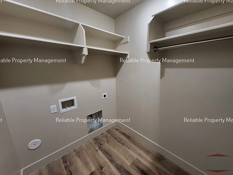 2701 E Derrald Ave — Photo 13