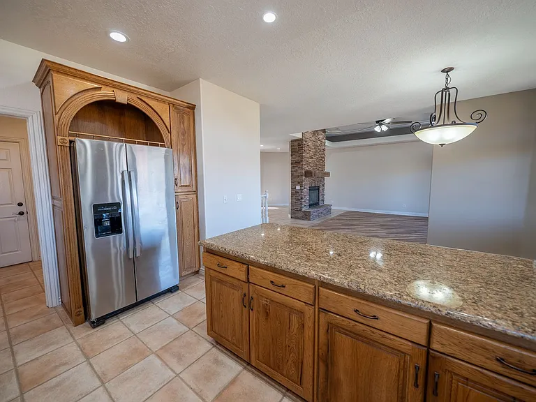 2541 W Spilsbury Ct — Photo 14