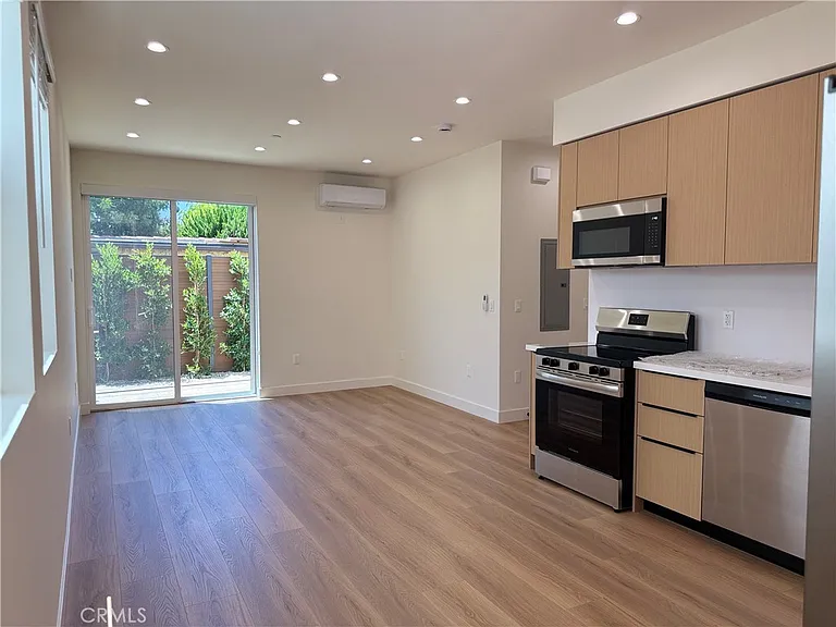4121 Lafayette Pl #C — Photo 2