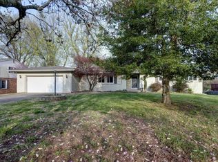 2235 S Cedarbrook Ave, Springfield, MO 65804