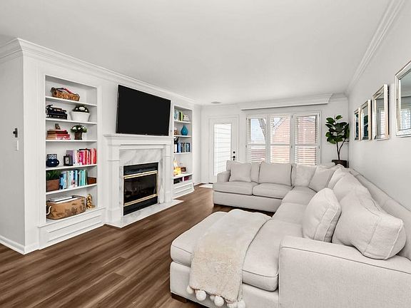 5th image of 4110 Mason Woods Ln