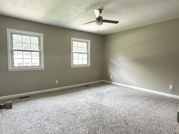 5th image of 504 Glen Canyon Dr