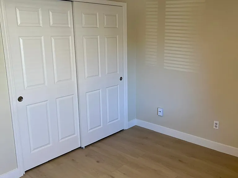 209 Stony Point Rd #E — Photo 18