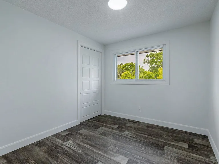 111 Northgate Dr — Photo 14
