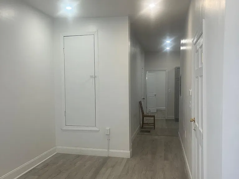 415 S 10th St #1 — Photo 12