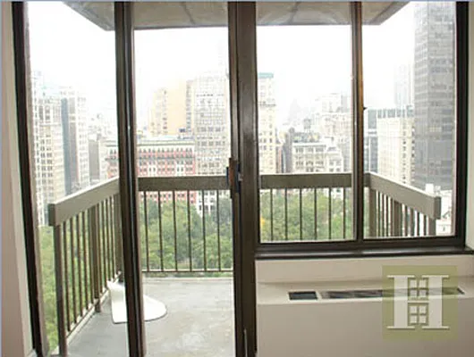 Rented by Halstead Real Estate | media 29