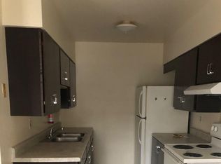110 W Park St, Elwood, IL 60421
