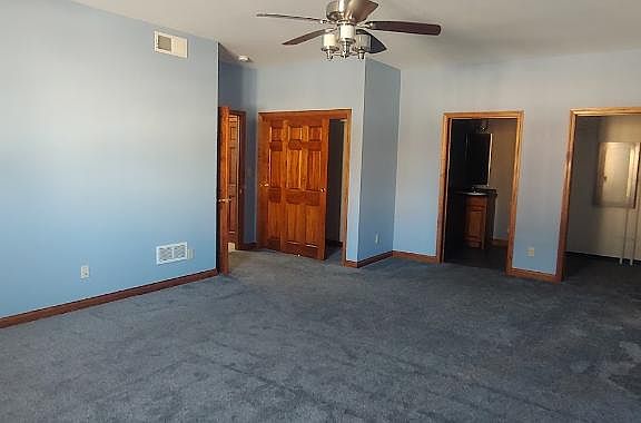 5th image of 2209 9th Ave