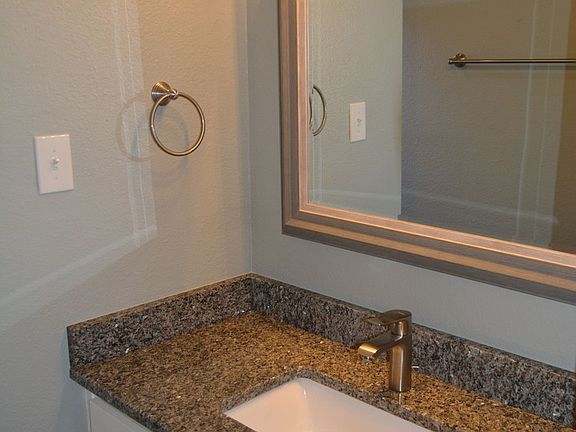 3rd image of 4611 Rockland Dr