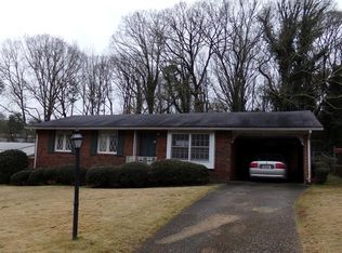 2462 Scottridge Dr NW, Atlanta, GA 30318