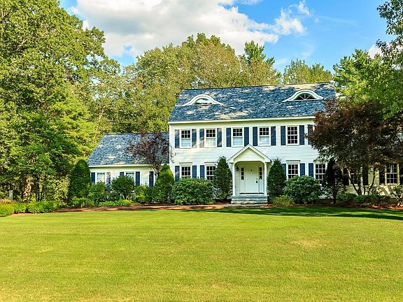 2nd image of 13 Woodbine Drive