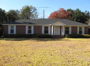 165 Colonial Dr, Barnwell, SC 29812