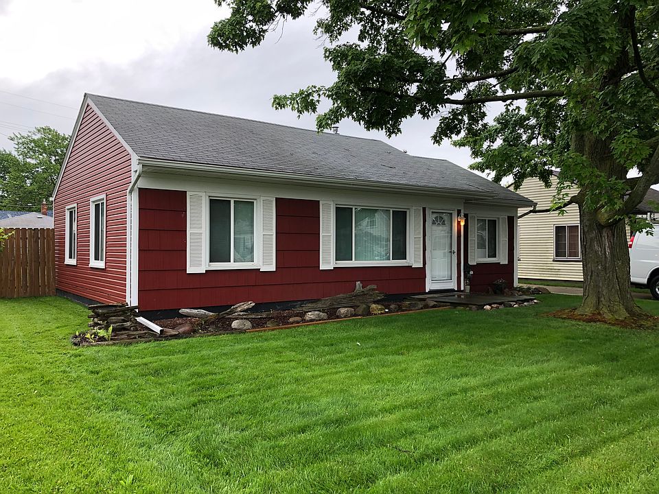 1st image of 26600 Lehner St