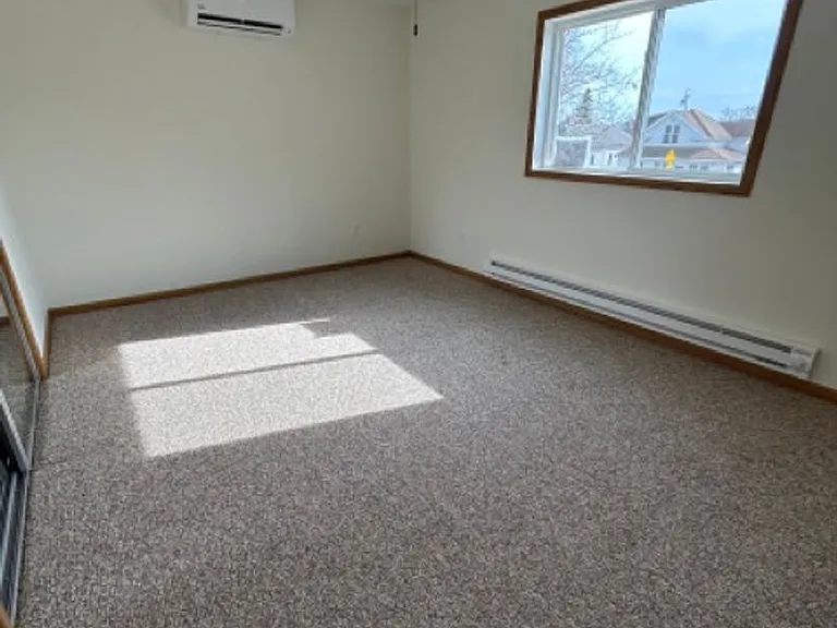 1520 Chase St — Photo 17