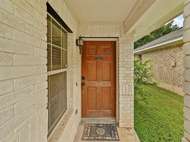 2717 Granite Creek Dr — Photo 3