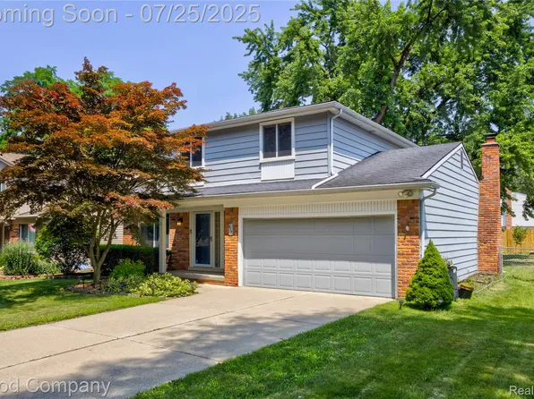 417 Merrimac Rd, Canton, MI 48188