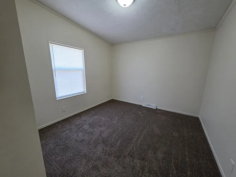 Pineview Estates — Photo 14