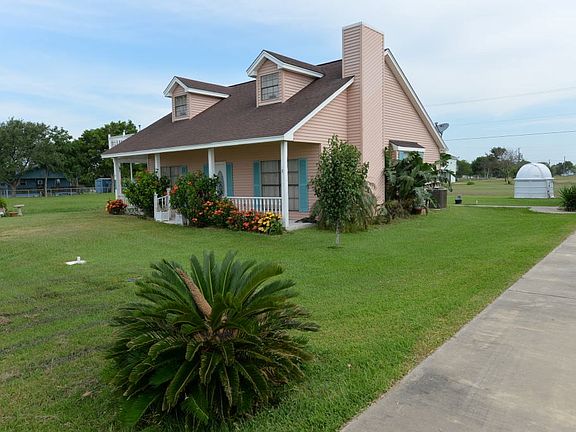 3rd image of 1405 W Bayshore Dr
