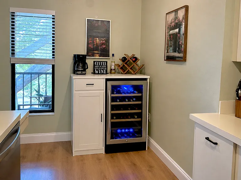 Coffee/Wine Bar Area