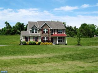 111 Avondale Dr, Birdsboro, PA 19508