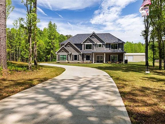 2nd image of 415 Paynes Lake Rd