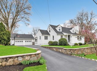 141 Wilton Rd, Fairfield, CT 06824