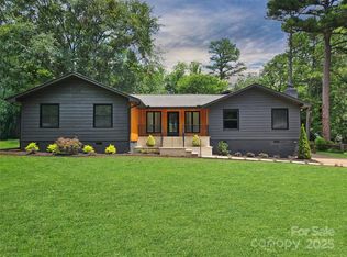 4901 Pine Ridge Rd, Charlotte, NC 28226
