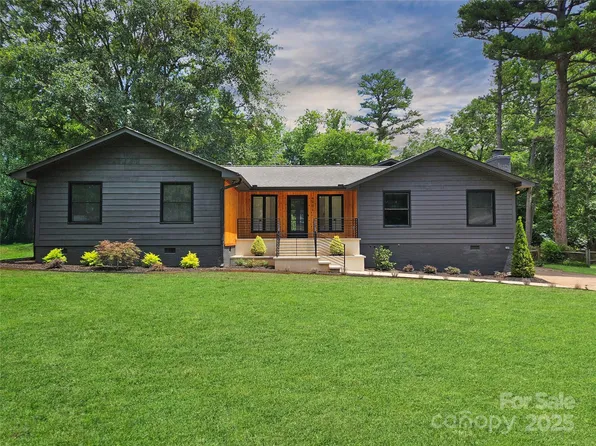 4901 Pine Ridge Rd, Charlotte, NC 28226