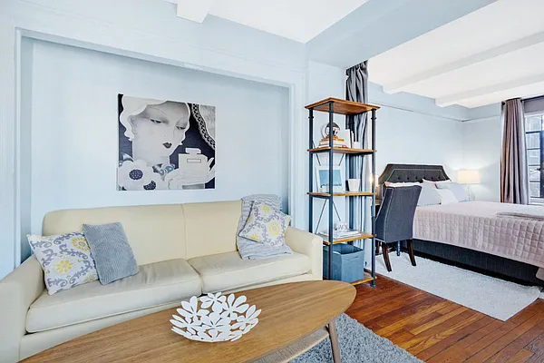 Rented by Level Group | media 62