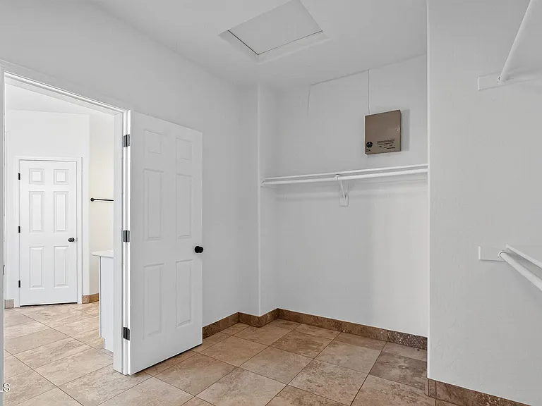 7742 E Los Gatos Dr — Photo 23