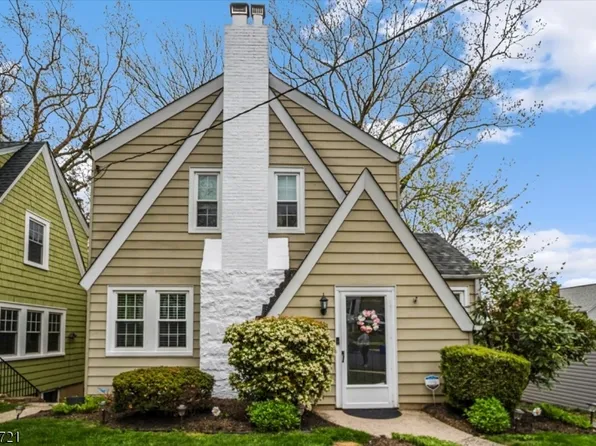 44 Oakridge Rd, West Orange Twp., NJ 07052