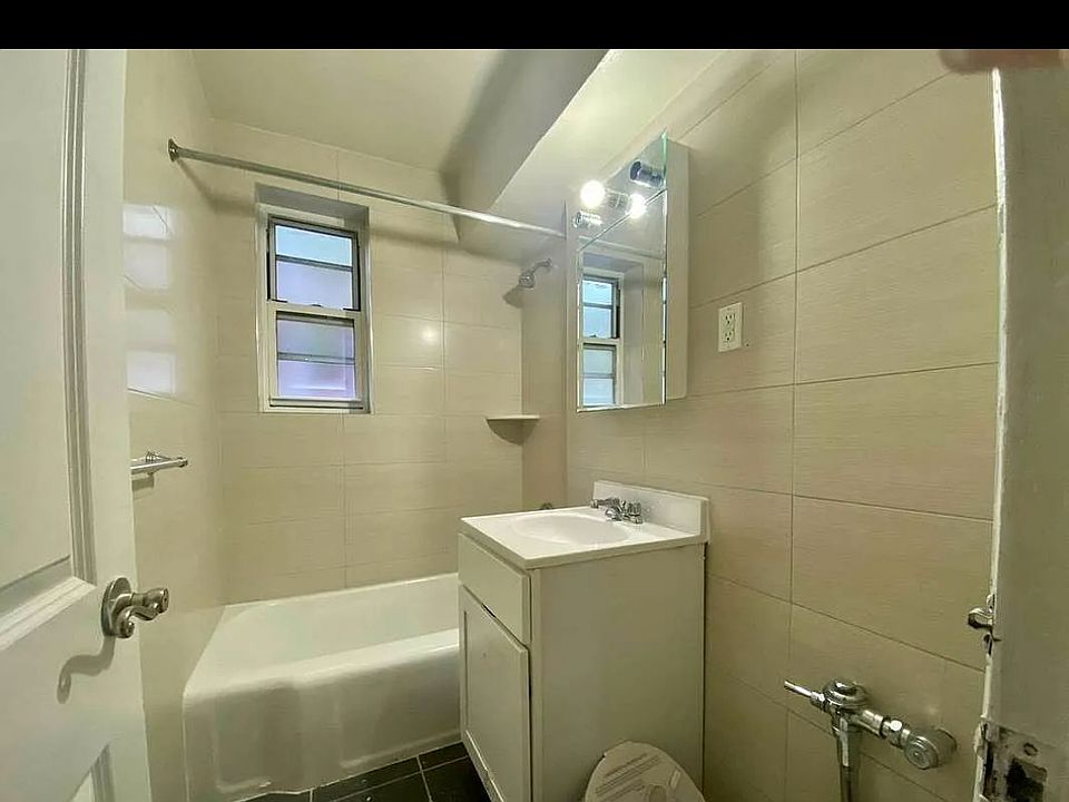 1st image of 8675 Midland Pkwy APT 3F
