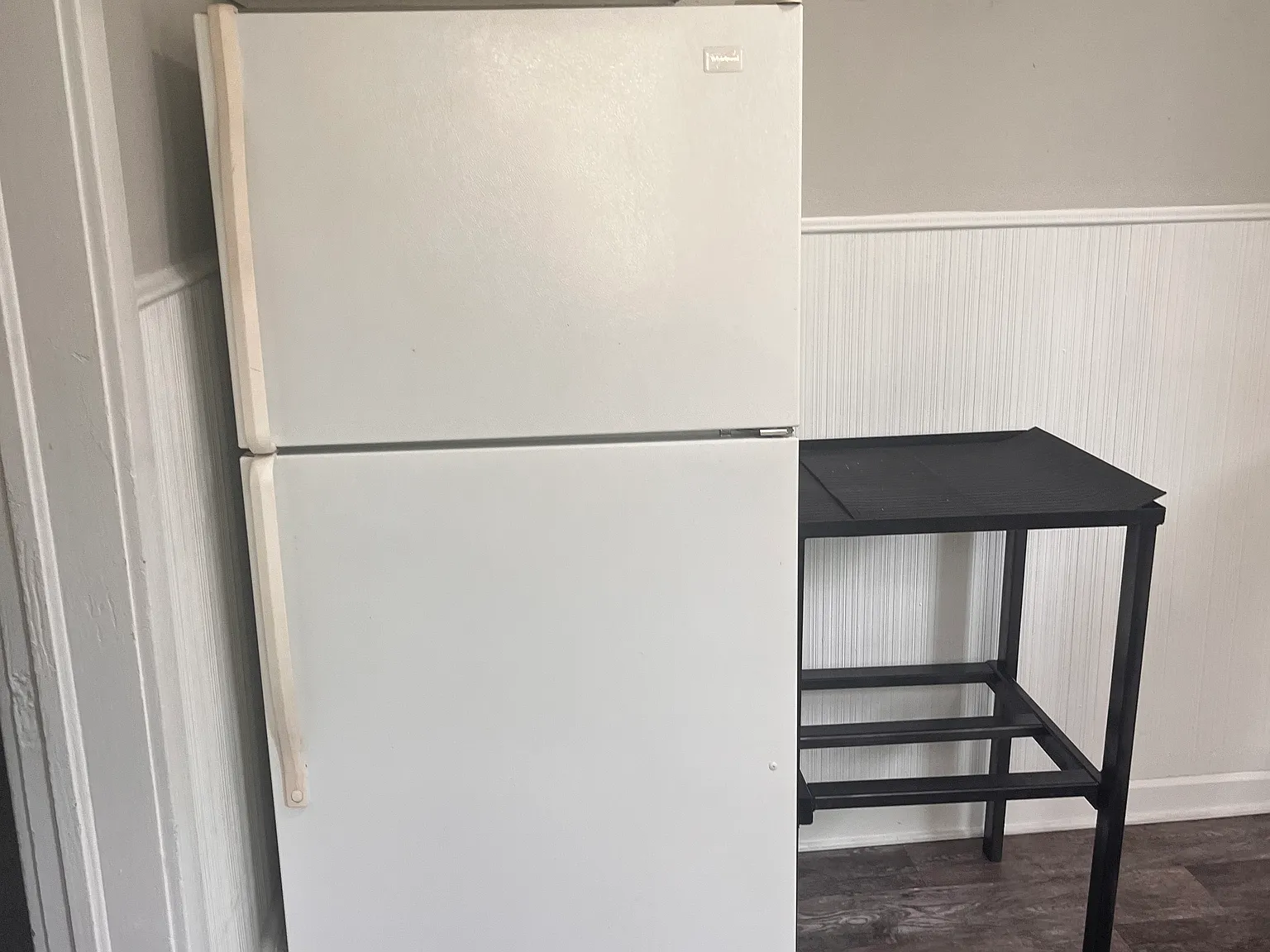 2 bed, 700 sqft, $1,100 — Photo 1